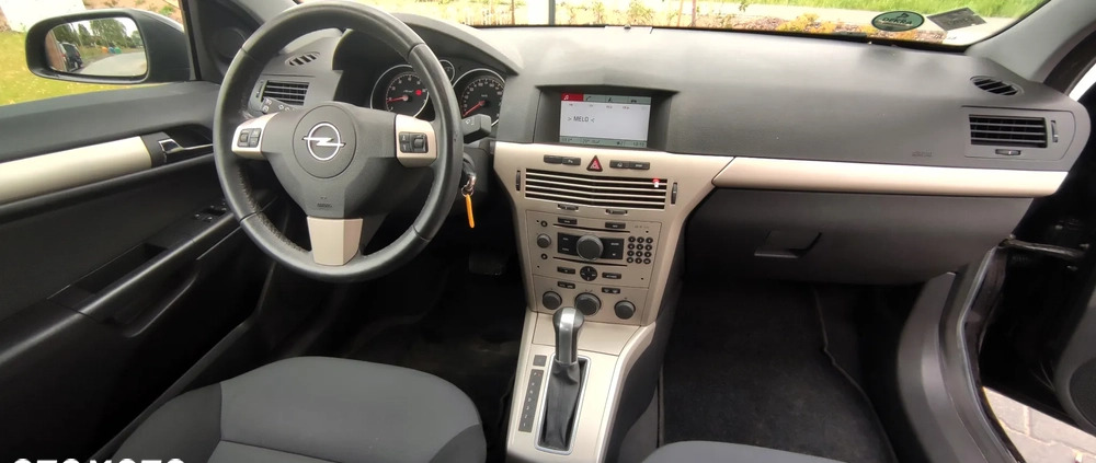 Opel Astra cena 17400 przebieg: 226000, rok produkcji 2008 z Błonie małe 154